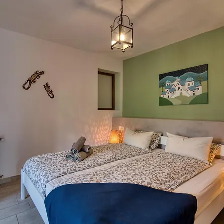 Morera Bed & Breakfast *