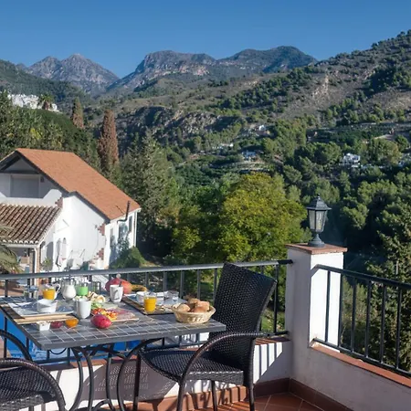 Morera Bed & Breakfast 4*