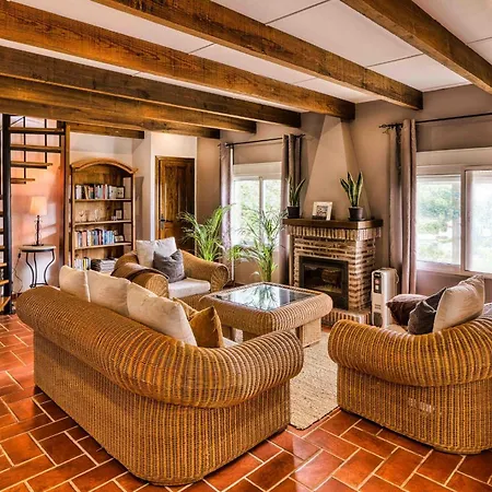 Morera Bed & Breakfast 4*